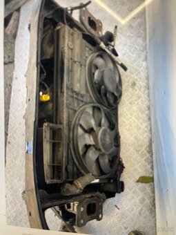 STENA CHLADICOVA SKODA SUPERB 2 2.0 TDI - 2