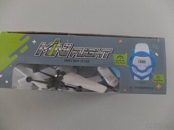 Remote control watch Robot ovládaný hodinkami - 2