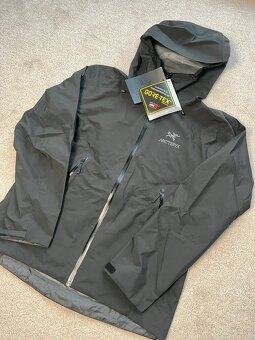 Arc’teryx Beta LT Gore-Tex Hooded Jacket - Black L - 2