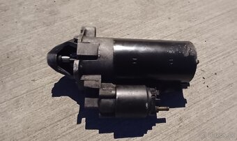 Vw passat b 5.5-spätné zrkadlo,štarter,ABS - 2