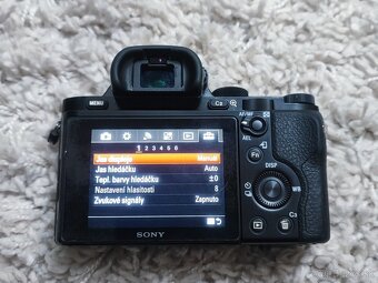 Sony a7R - 2