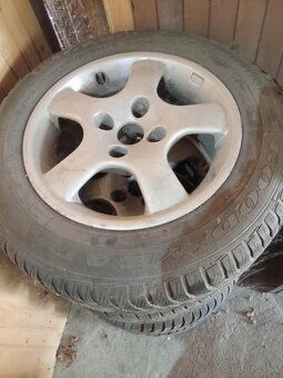 zimne pneumatiky 195/65 r15 - 2