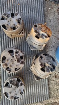 Alternátor škoda 105 - 2