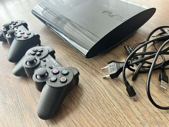 PS3 Slim 500gb, vela hier, 2 ovládače - 2