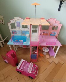 Barbie domček s autickom - 2
