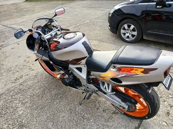 Honda CBR 900 RR - 2