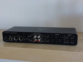 Behringer UMC404HD audio interface - 2
