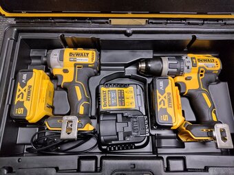 DEWALT 18V XR Aku sada vŕtačky DCD796 a rázového uťahováku D - 2