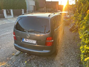 VOLSKWAGEN TOURAN 2.0 TDI - 2