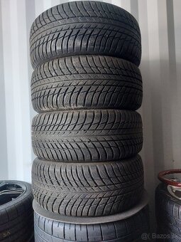 Bridgestone Blizzak RFT 225/50R18 - 2