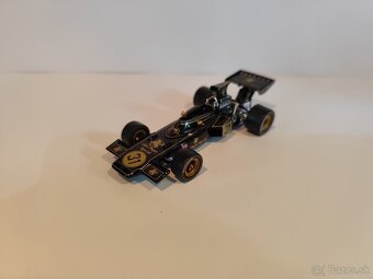 Lotus 72 - 2