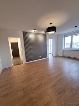 MODERNÝ 3-IZBOVÝ BYT PO KOMPLETNEJ REKONŠTRUKCII – HRONCOVA, - 2