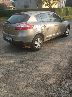 Renault Megane 3 1,6 74 kw benzin - 2