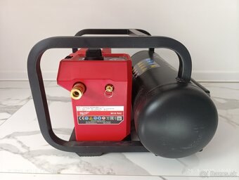 Predám Milwaukee aku kompresor - 2