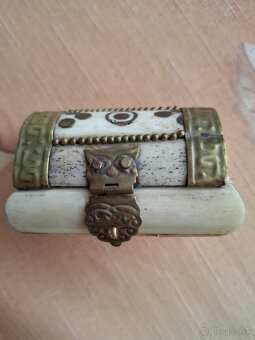 RETRO-ŠPERKOVNICA ZO SLONOVINY - 2