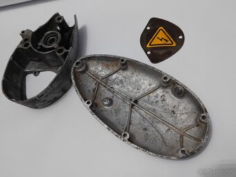 Jawa pionier 50 - Kryt zapalovania / motora / dekel , viko - 2