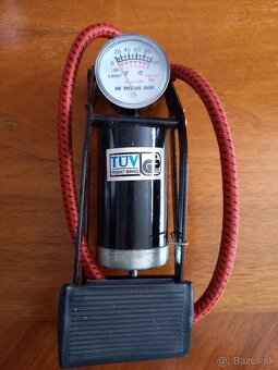 Herné konzoly, lampa, hodinky - 2