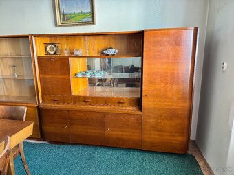 Skrine, knižnica a stoly - 2