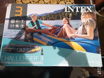 Predám nafukovací čln+motor - 2