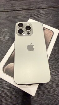 iPhone 15 Pro 256GB Natural Titanium - 2