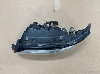 LEVÁ PŘEDNÍ LAMPA VOLVO V70 XENON - 2