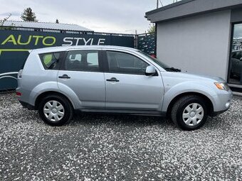 Mitsubishi Outlander 2.0 DI-D Instyle 4×4 - 2