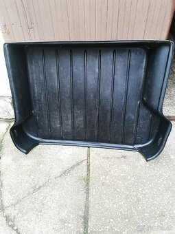 Hyundai terracan plastová vanička do kufra. - 2