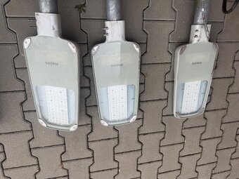 LED halogény, použité - funkčné - 2