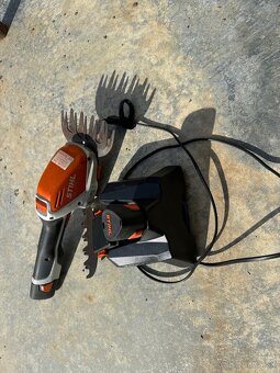 Akumulátorové nožnice STIHL - 2