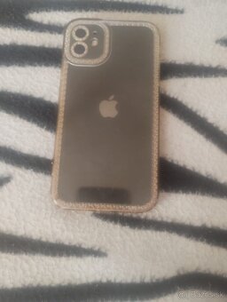 Predam telefon iphone 11 alebo vymením - 2