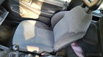Suzuki Vitara 1.6 sedacky - 2