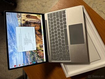 Microsoft Surface Go - 2
