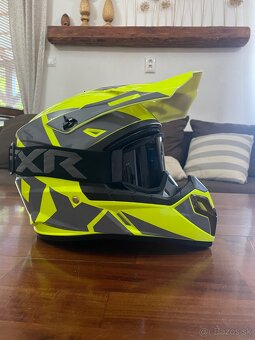Motocross prilba - 2