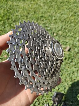 Kazeta Shimano cs hg81-10 11T a prehadzovac Shimano xt - 2