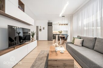 Štýlový 2-izbový byt s predzáhradkou a parkovaním | TRI VODY - 2