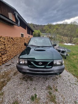 Nissan terrano - 2