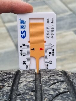 Predám pneumatiky 185/65 R15 - 2