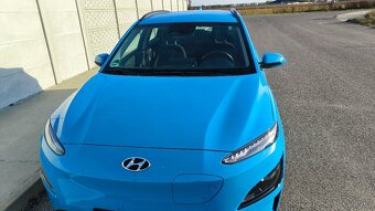 Hyundai Kona Electric 100 kW, 136 koni, 23 439 km, Top stav - 2