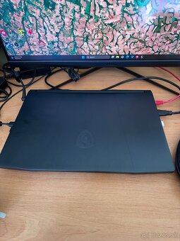 MSI Katana 15 HX B14WEK - 2