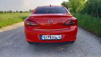 Opel Astra J - 2