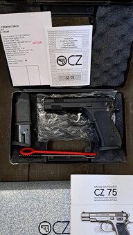 CZ 75 D COMPACT - 2