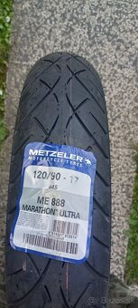 Predná pneumatika na motorku - 2