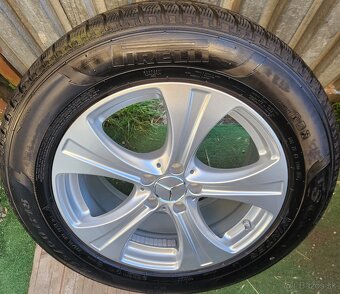 Originálna zimná sada Mercedes 5x112 r18 + 235/60 r18 - 2