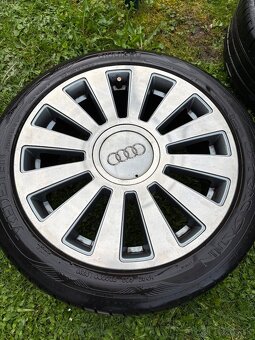 Audi R17 - 2