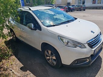 Peugeot 2008 1,6 benzín - 2