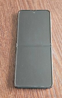 Samsung Galaxy Z Flip4 8/128G - 2