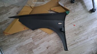 Seat Ibiza 2014 predný blatník pravá strana - nový - 2