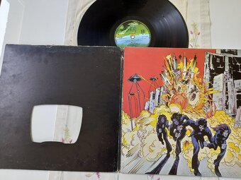 THIN LIZZY “Jailbreak” /Vertigo 1976/specialny “die cut” ob - 2