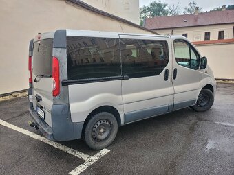 Opel Vivaro 2.0 84kw 9 miest Euro 4 - 2