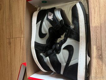 Air Jordan 1 Retro High - 2